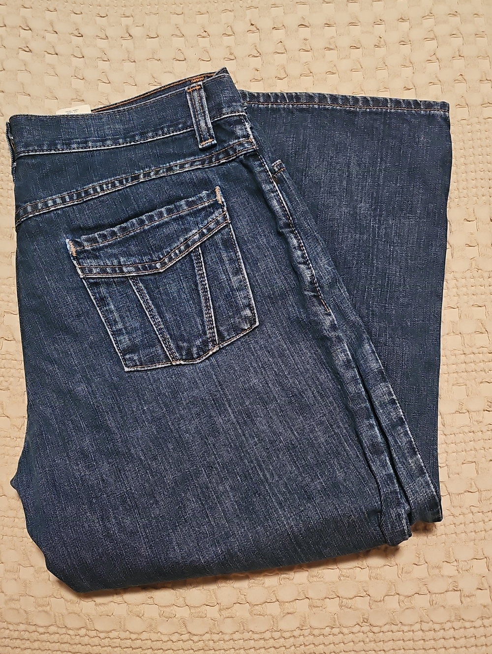 Eddie Bauer Dark Blue Cropped Women's Jeans